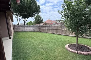 700 Hummingbird Trail, Saginaw, TX 76131 - Photo 39