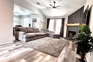 700 Hummingbird Trail, Saginaw, TX 76131 - Photo 31