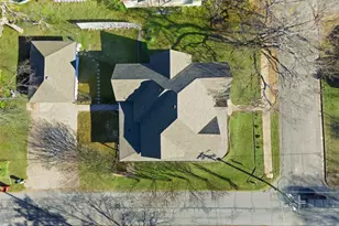 520 W 9th St, Bonham, TX 75418 - Photo 29