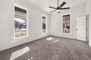 520 W 9th St, Bonham, TX 75418 - Photo 17