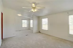 12541 Meadow Green Ln, Justin, TX 76247 - Photo 9