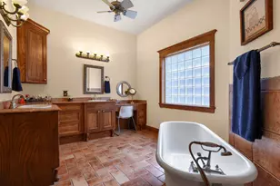 114 County Rd 225, Valley View, TX 76272 - Photo 19