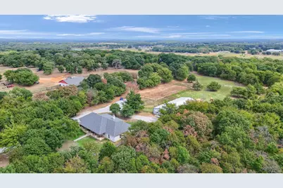 114 County Road 225, Valley View, TX 76272 - Photo 3