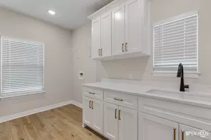 304 Mariners Wy, Wichita Falls, TX 76308 - Photo 11