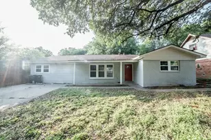 5232 Cockrell Ave, Fort Worth, TX 76133 - Photo 1