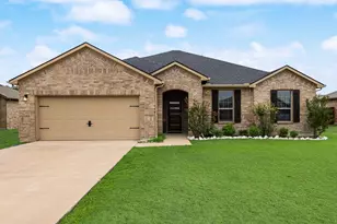 480 Collin St, Nevada, TX 75173 - Photo 1