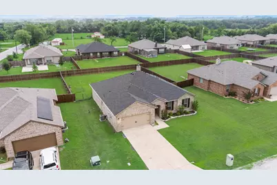 480 Collin Street, Nevada, TX 75173 - Photo 3
