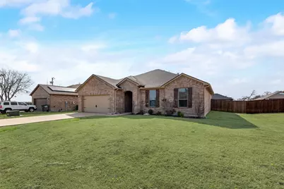 480 Collin Street, Nevada, TX 75173 - Photo 1