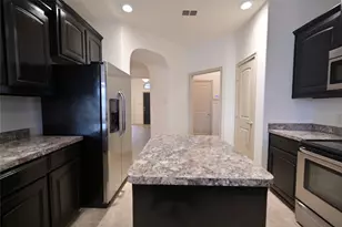 2908 Bahar Dr, Arlington, TX 76010 - Photo 7