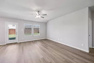 6632 Creek Edge Cir, Fort Worth, TX 76036 - Photo 9