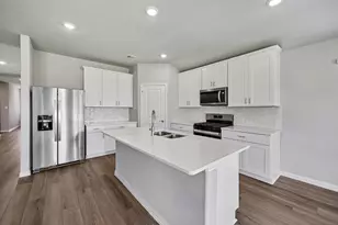 6632 Creek Edge Cir, Crowley, TX 76036 - Photo 1