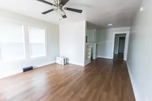 615 N 23rd St, Waco, TX 76707 - Photo 3