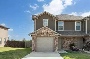 517 Harris St, Gunter, TX 75058 - Photo 3