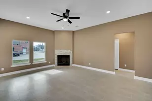 203 W Denton St, Palmer, TX 75152 - Photo 7