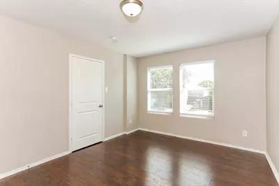 3011 Clemente Drive, Grand Prairie, TX 75052 - Photo 13