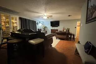 690 Sommerfeld Dr, Waco, TX 76705 - Photo 5