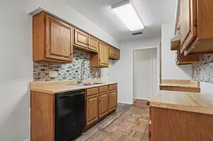 13241 Lexington Ln, Balch Springs, TX 75180 - Photo 17