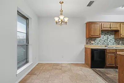 13241 Lexington Lane, Balch Springs, TX 75180 - Photo 11