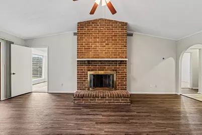 3417 Cavalier Court, Irving, TX 75062 - Photo 7