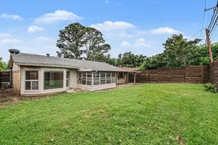 3417 Cavalier Ct, Irving, TX 75062 - Photo 33