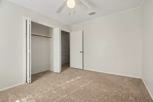 3417 Cavalier Ct, Irving, TX 75062 - Photo 17