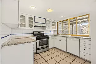 3417 Cavalier Ct, Irving, TX 75062 - Photo 11