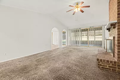 3417 Cavalier Court, Irving, TX 75062 - Photo 7