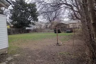 1532 Madrid St, Dallas, TX 75216 - Photo 3