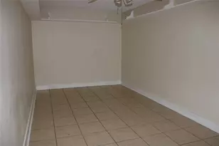 613 Renfro St, Burleson, TX 76028 - Photo 7