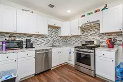 1713 Sycamore Street, Commerce, TX 75428 - Photo 3