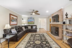 6256 Saratoga Cir, Dallas, TX 75214 - Photo 9