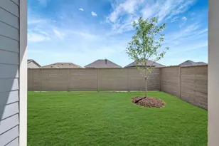11724 Wildwood St, Justin, TX 76247 - Photo 3