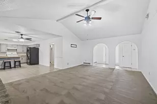 3124 Primrose Dr, Abilene, TX 79606 - Photo 7