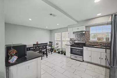 1418 Briarwood Drive, Mesquite, TX 75149 - Photo 11