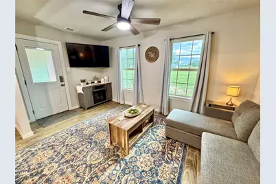 124 Oakwood Street, Chico, TX 76431 - Photo 3