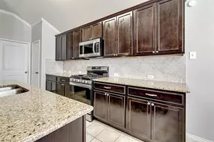 336 Pin Cushion Trail, Burleson, TX 76028 - Photo 9