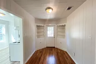 608 W Lake Street W, Ennis, TX 75119 - Photo 9