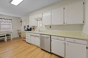 411 Vine St, Weatherford, TX 76086 - Photo 13