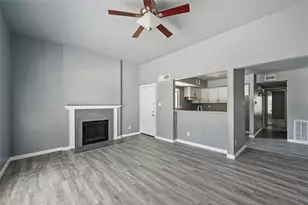 2415 Sunflower Dr, Arlington, TX 76014 - Photo 3