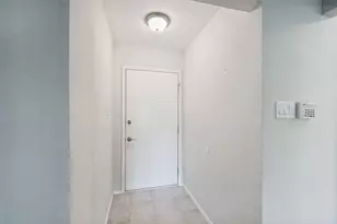 6008 Brentcove Dr, Arlington, TX 76001 - Photo 3