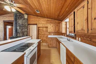 504 Windsor Lane, Springtown, TX 76082 - Photo 17