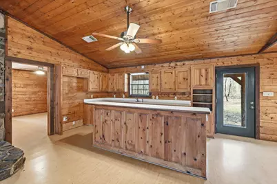 504 Windsor Lane, Springtown, TX 76082 - Photo 11