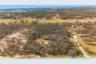 504 Windsor Lane, Springtown, TX 76082 - Photo 37