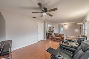 528 Buena Vista Dr, Hurst, TX 76053 - Photo 7