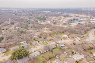 528 Buena Vista Dr, Hurst, TX 76053 - Photo 23