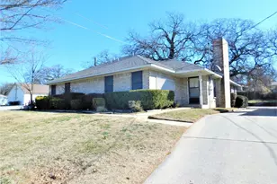 2212 Bolivar St, Denton, TX 76201 - Photo 1