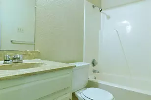 2212 Bolivar St, Denton, TX 76201 - Photo 15