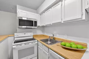 9825 Walnut St, Dallas, TX 75243 - Photo 5