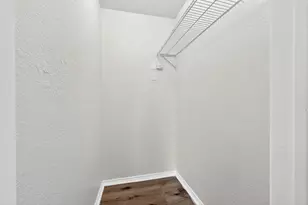 9825 Walnut St, Dallas, TX 75243 - Photo 19