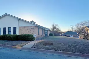 1108 Curtis Dr, Weatherford, TX 76086 - Photo 1